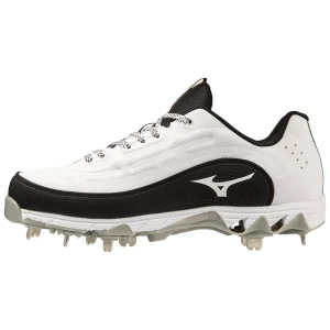 9-Spike Swift 8 Low Women's Metal Fastpitch Softball Cleat